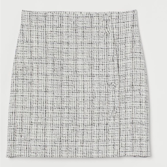 H&M mini snap button skirt size 0 - Picture 7 of 7